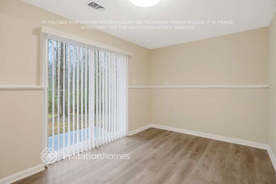Building Photo - 1439 Summit Chase Dr SW