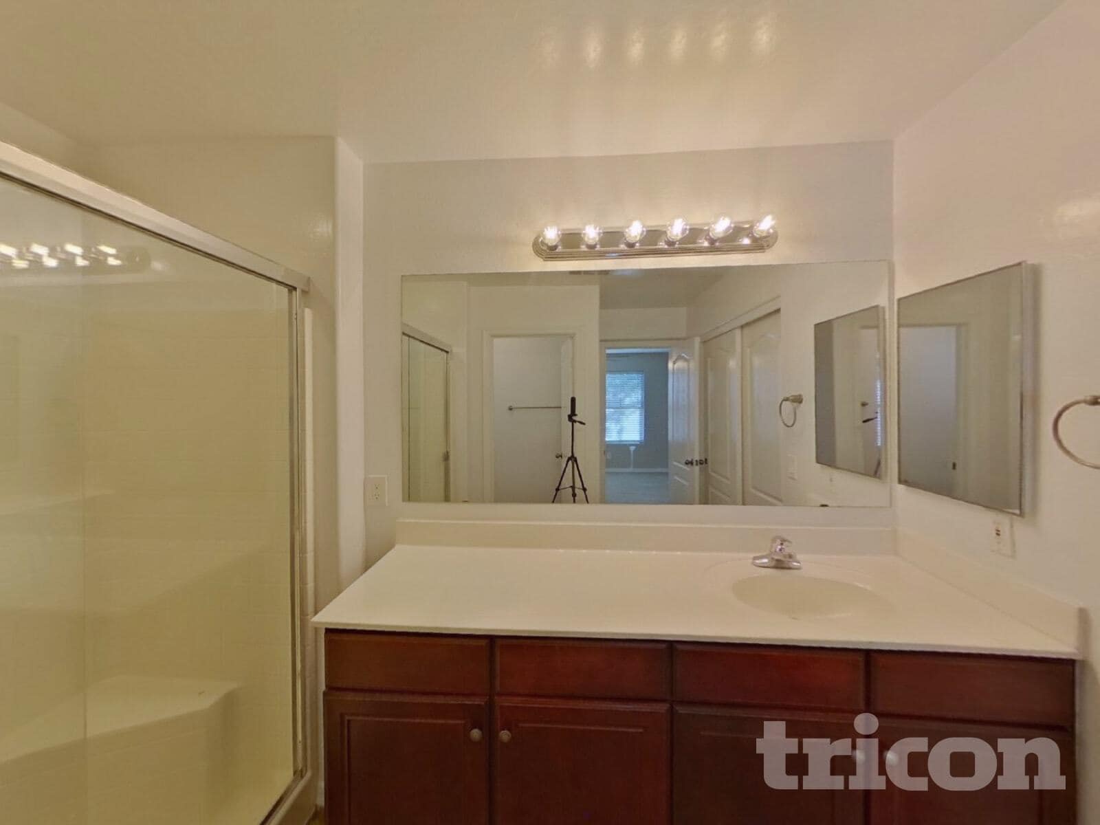 Building Photo - 451 S Hawes Rd