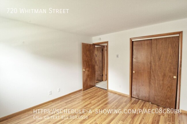 Building Photo - Beautiful Newly Renovated 2 Bedroom Apartm...