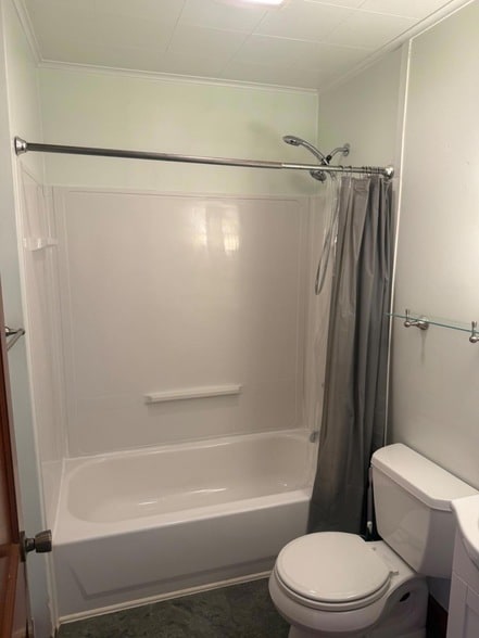 Building Photo - 10899 Fish and Game Rd