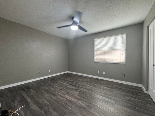 Building Photo - 3/2 Ormond Beach Pool Home
