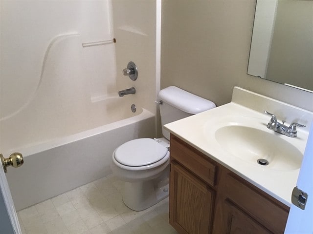 Building Photo - 1801 Chesney Dr