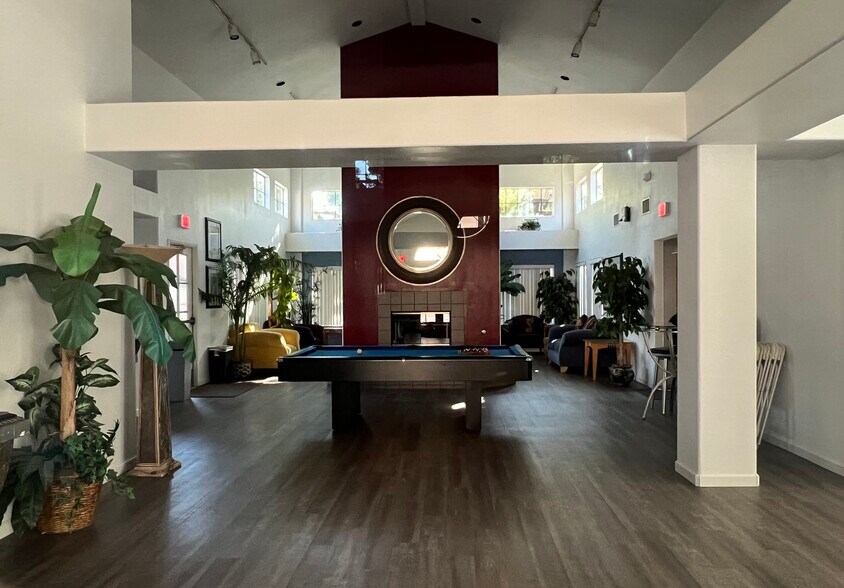 Building Photo - 17161 Alva Rd