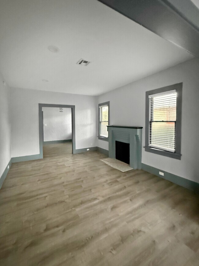 Building Photo - 2242 South St