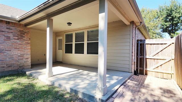 Building Photo - 3201 Kennedy Dr