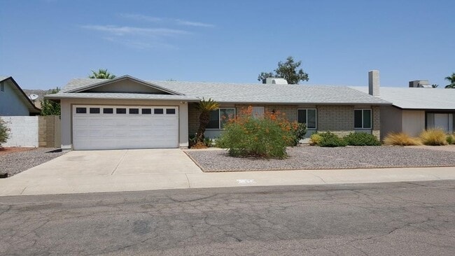 Primary Photo - RECENT REMODEL IN AHWATUKEE!