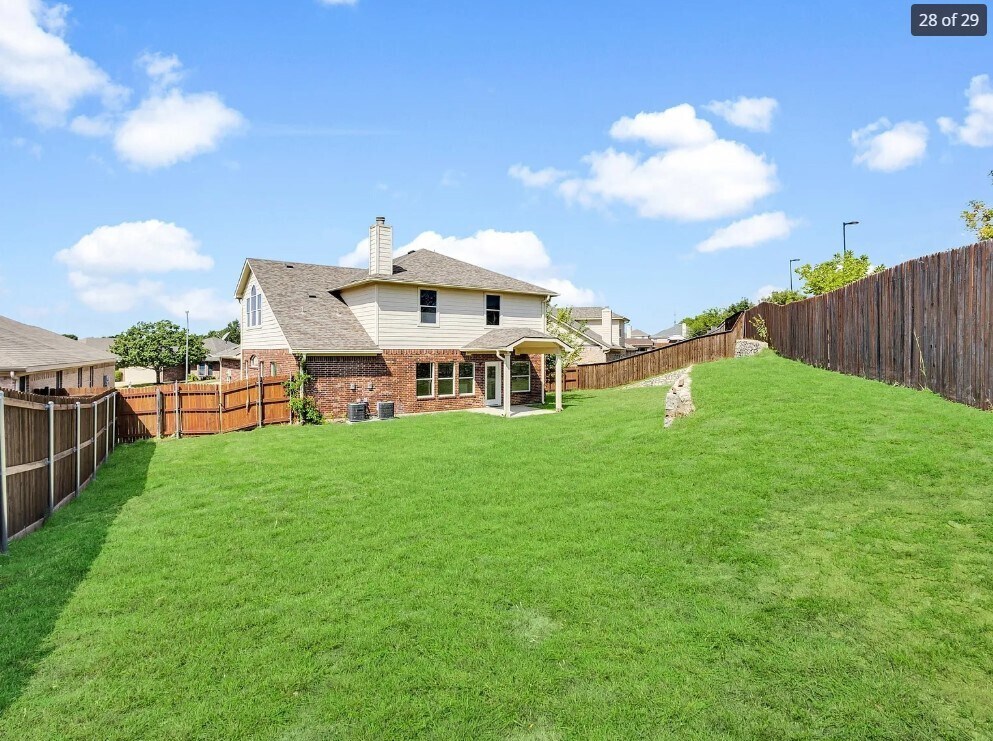 Building Photo - 10421 Trevino Ln