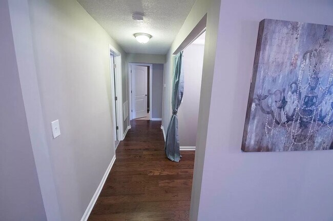 Building Photo - 5944 Nall Ave