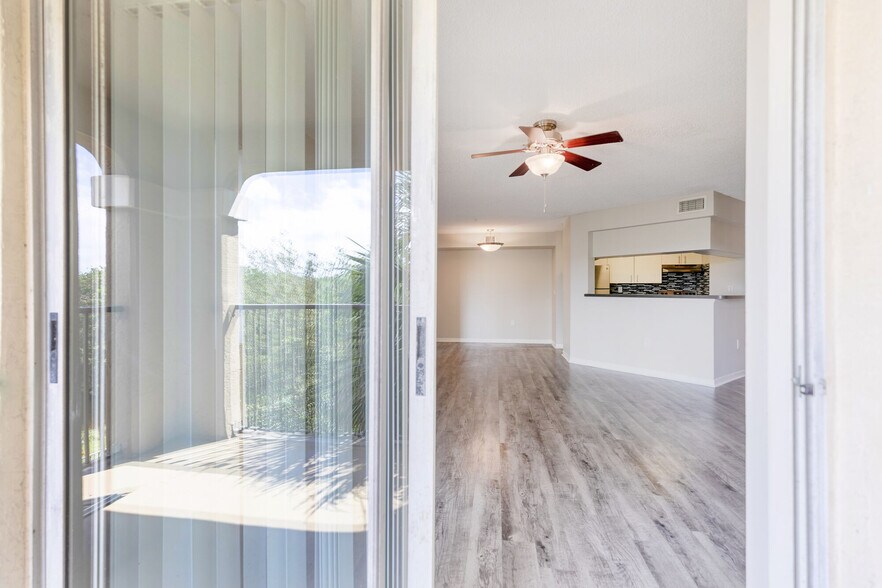 THE ASHER 1949 Cove Lake Rd North Lauderdale FL 33068 Apartment Finder