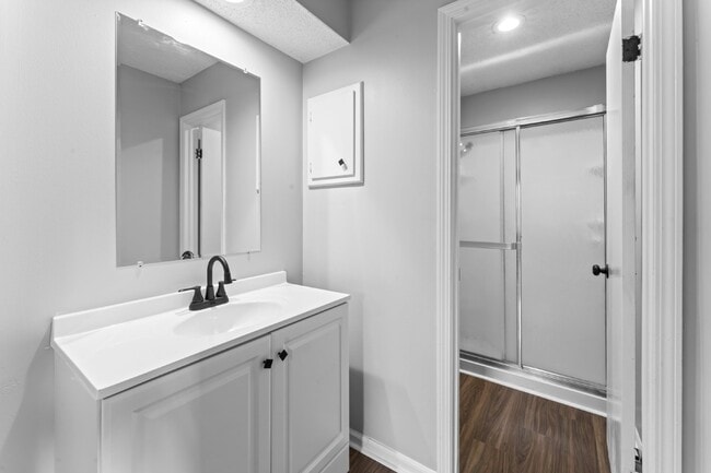 Building Photo - 16104 W 141st Terrace