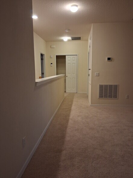 Building Photo - 2527 Tanner Ter