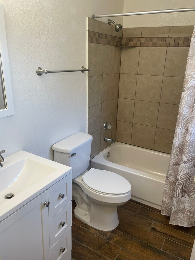 Building Photo - 3309 N 70th St