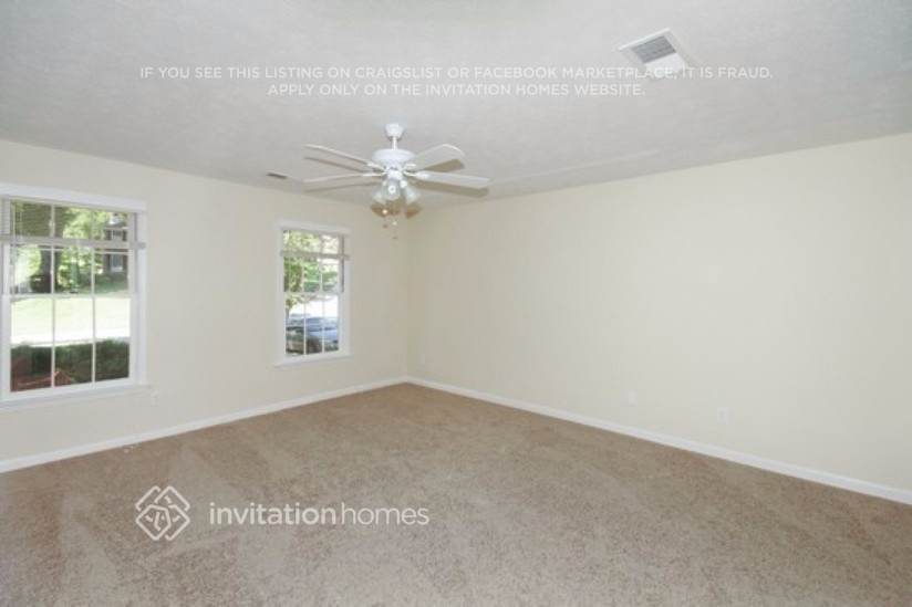 Building Photo - 6959 Whispering Oaks Ct