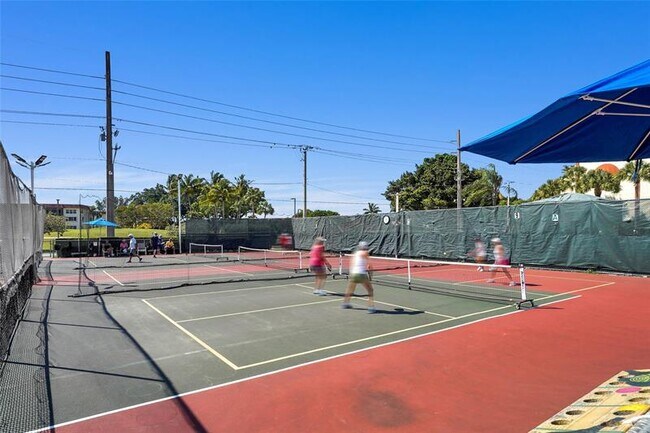 Building Photo - 8980 S Hollybrook Blvd
