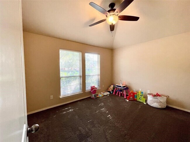 Building Photo - 25443 Lockspur Dr