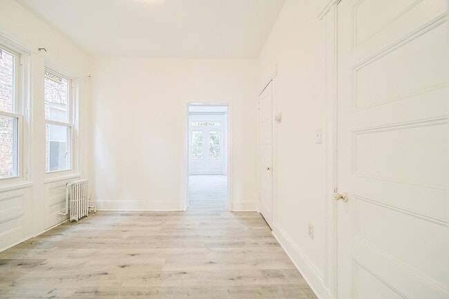 Building Photo - 5302 Hudson Ave