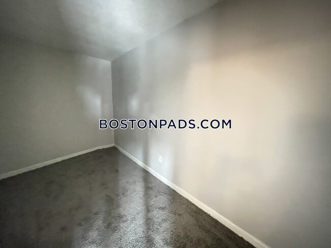 Building Photo - 231 Harrison Ave