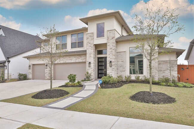 Building Photo - 24707 Celestial Lily Dr