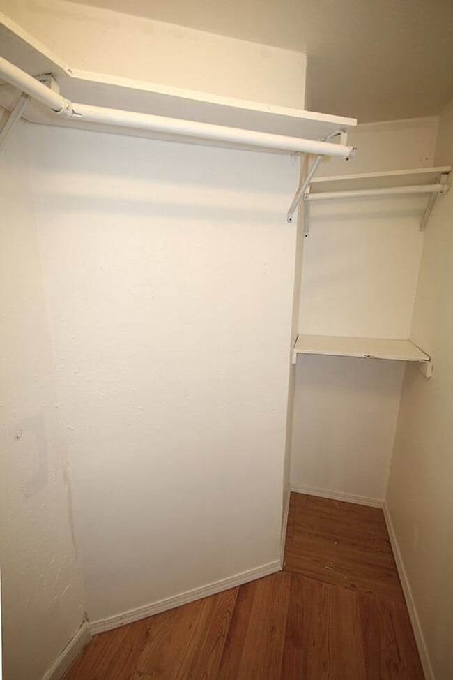 Building Photo - PRIVATE 3 BED SEATTLE HOME FOR RENT W EASY COMMUTE & BIG LOT