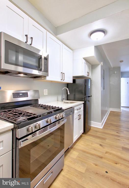 Building Photo - 2538 9th St NW