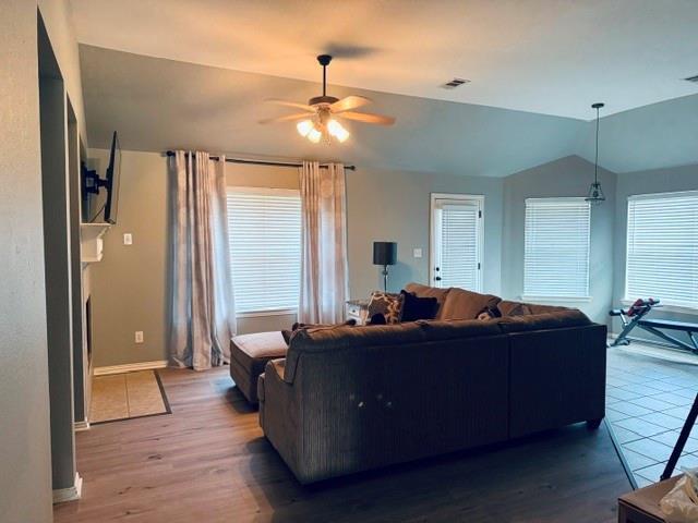 Building Photo - 2409 Monroe Dr