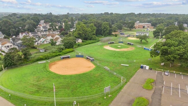 Building Photo - 10 Cold Spring St