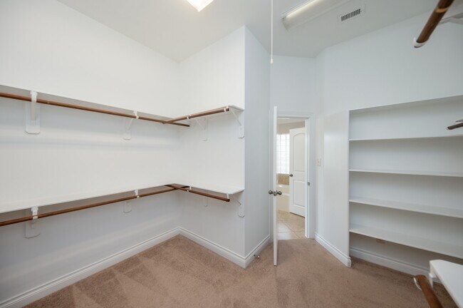 Building Photo - 27907 Brandy Creek Lane