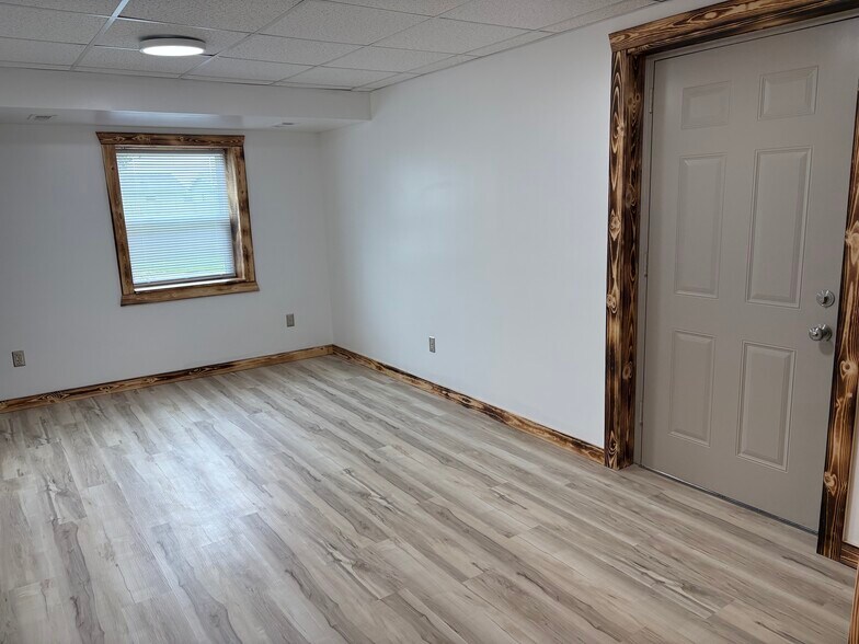 Building Photo - 5204 S College Dr