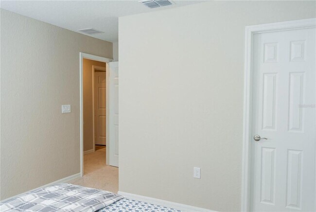 Building Photo - 387 Crossings Ave