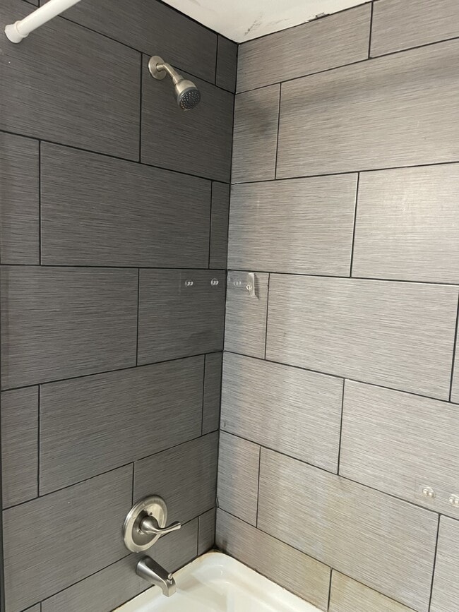 Building Photo - 1135 Beech St