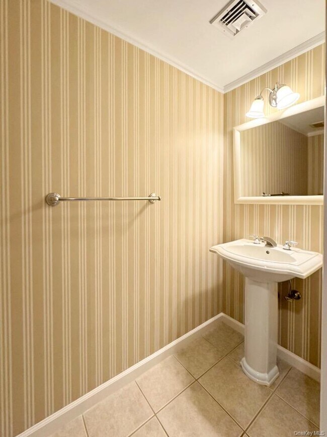 Building Photo - 2003 Half Moon Bay Dr