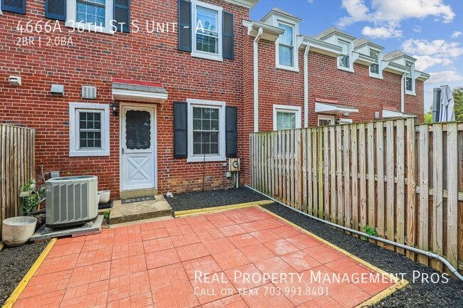 Building Photo - 4666A 36th St S Unit-A
