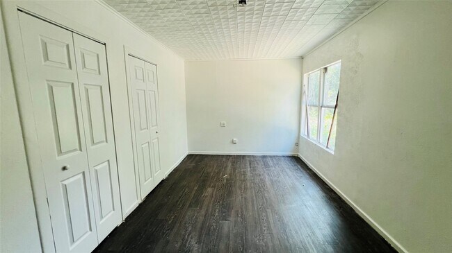 Building Photo - 706 Rockdale Rd