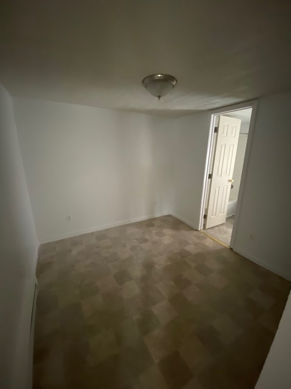 Building Photo - 900 Highland Ave