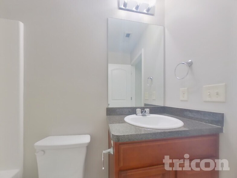 Building Photo - 54 Wyndham Ct