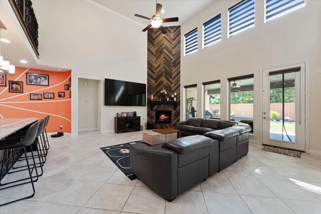 Building Photo - 28216 Beckwood Dr