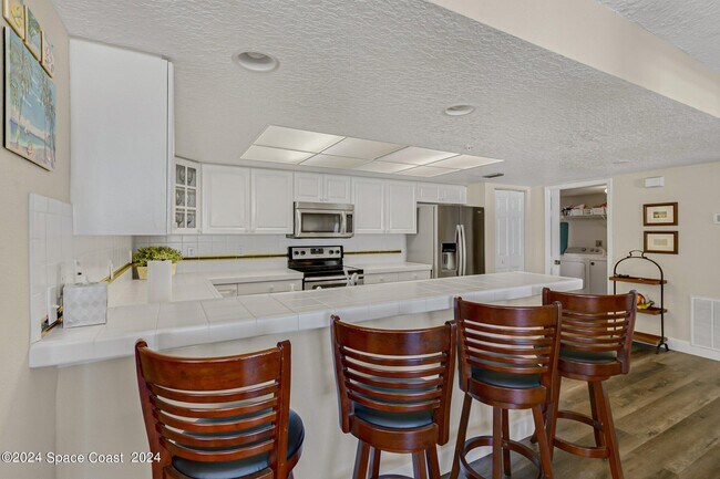 Building Photo - 2805 N Hwy A1A