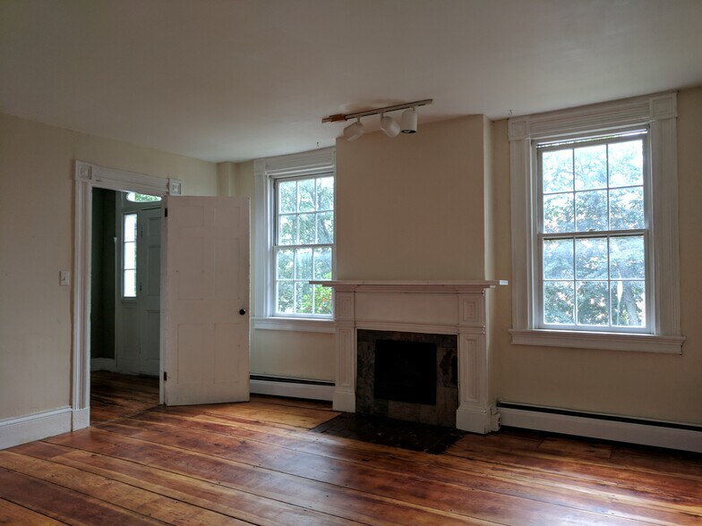Primary Photo - 75 Green Street