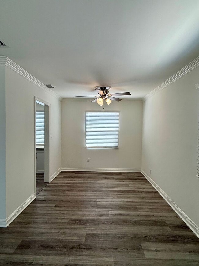 Building Photo - Beautiful 3 bedroom 1 bath home