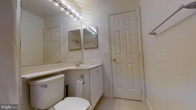 Building Photo - 2503 James Monroe Cir
