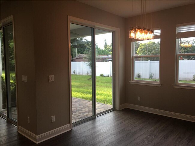 Building Photo - 1229 E Muriel St