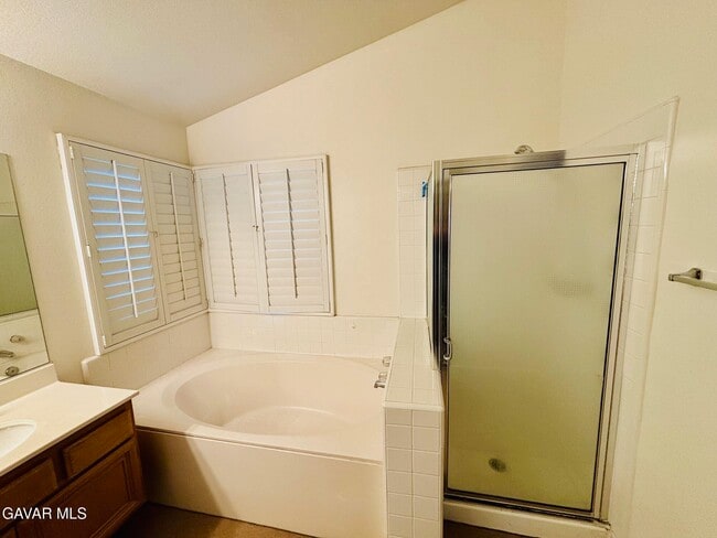 Building Photo - 3108 Tourmaline Ln