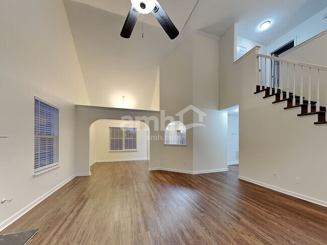 Building Photo - 4618 Noah Overlook W