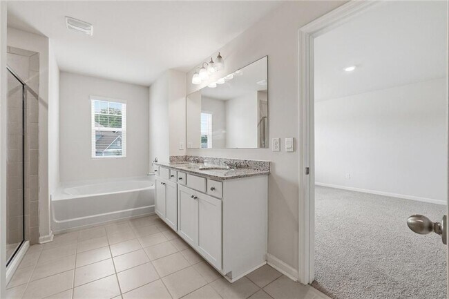 Building Photo - 6000 Screech Owl Dr