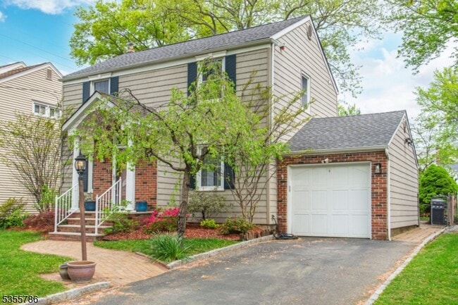 Building Photo - 86 Ferncliff Rd