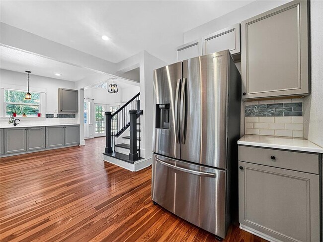 Building Photo - 1016 E Washington Ave