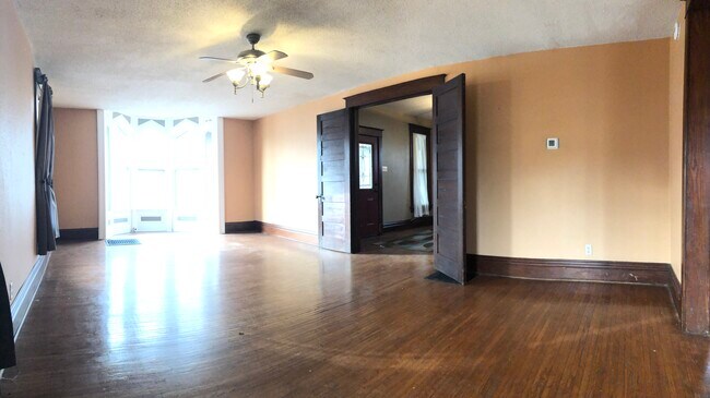 Living Room - 615 W 2nd St