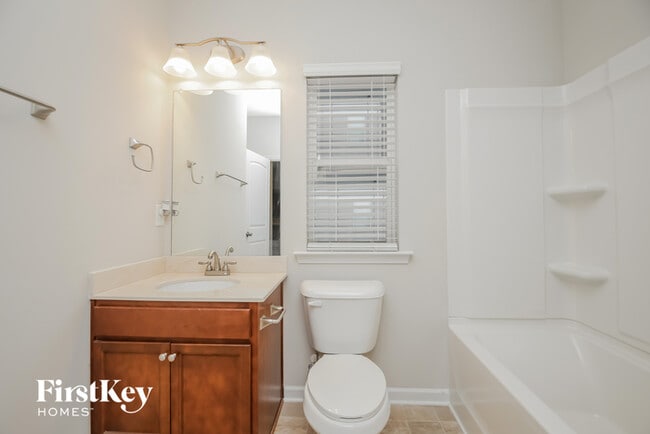 Building Photo - 388 Berkleigh Trails Dr