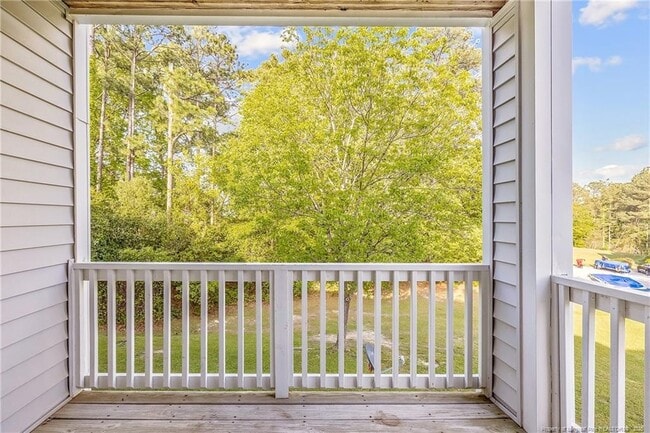 Building Photo - 275 Waterdown Dr