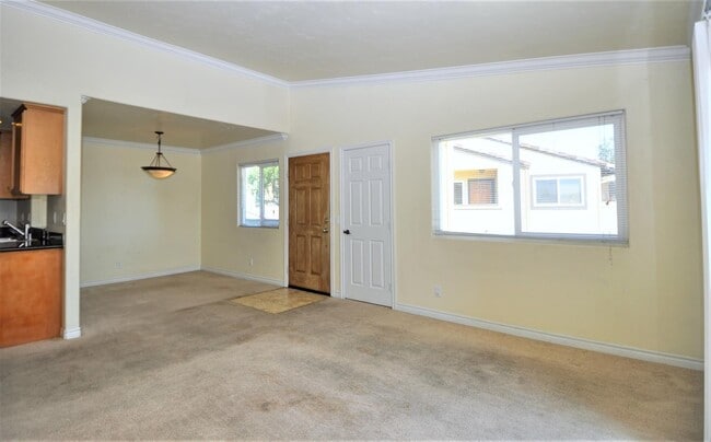 Building Photo - 5022 Los Morros Way